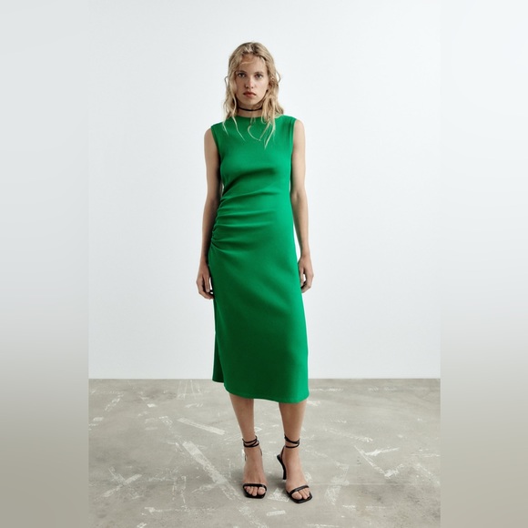 Zara Green Ruched Ribbed Midi Dress - Picture 1 of 2